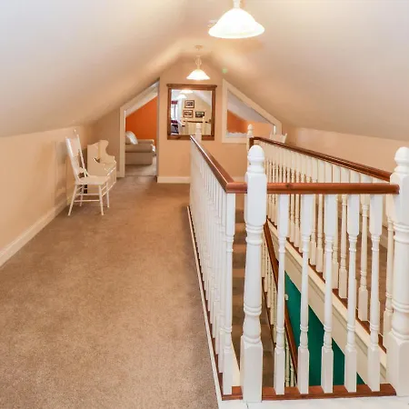 Clifftop Haven Holiday home